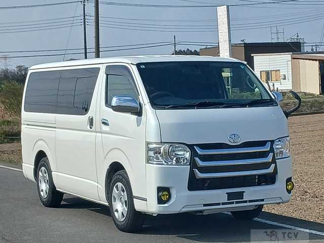 2015 Toyota Hiace Van