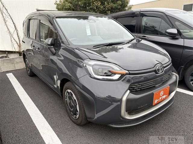 2022 Toyota Sienta