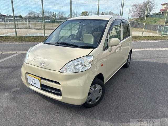 2008 Honda Life