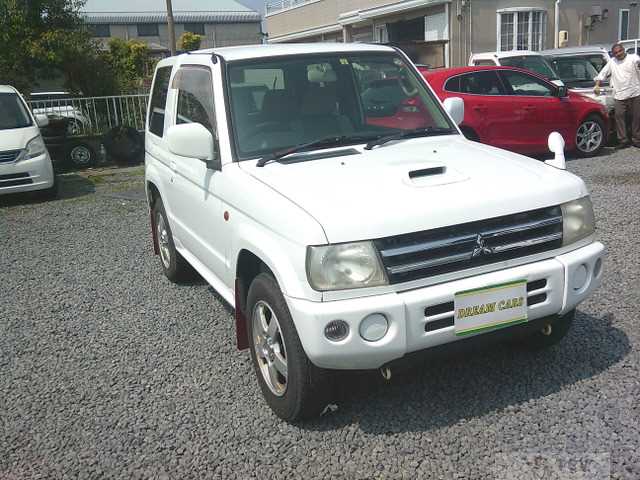 2006 Mitsubishi Pajero Mini