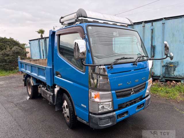 2014 Mitsubishi Canter