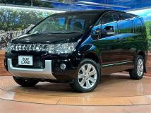 2014 Mitsubishi Delica D5