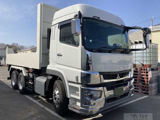 2024 Mitsubishi Mitsubishi Others