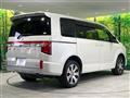 2019 Mitsubishi Delica D5