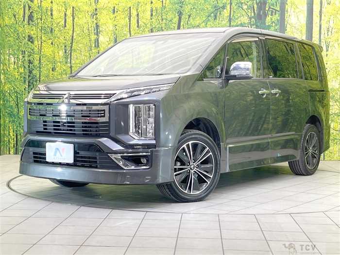 2019 Mitsubishi Delica D5