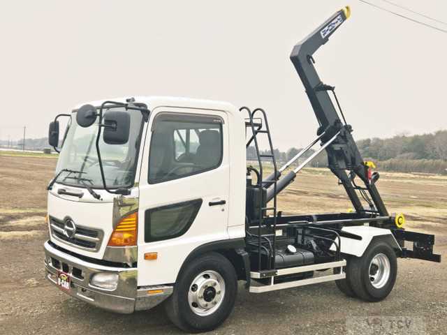 2011 Hino Hino Others