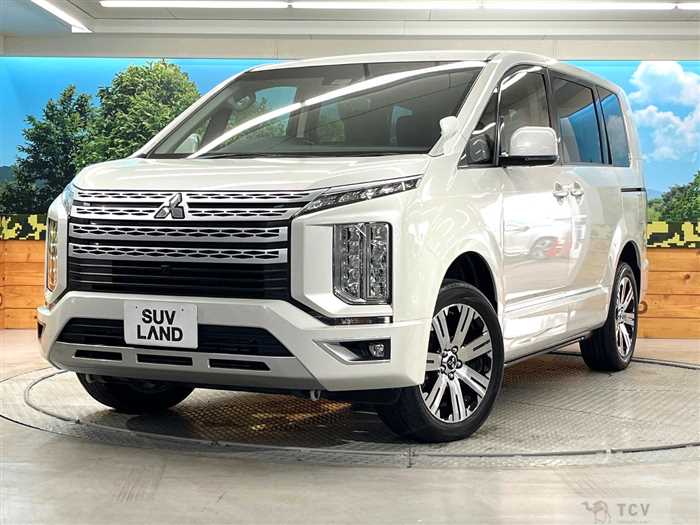 2021 Mitsubishi Delica D5