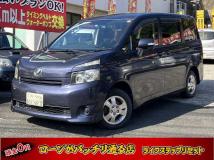 2010 Toyota Voxy