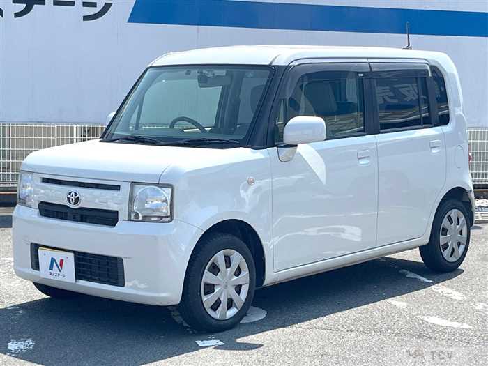 2016 Toyota PIXIS SPACE