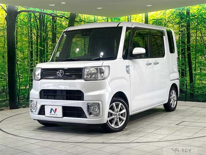 2021 Toyota PIXIS MEGA