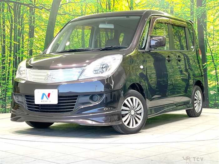 2011 Mitsubishi Delica D2