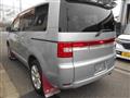 2007 Mitsubishi Delica D5
