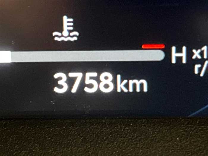 Toyota RAV4 2023 — миниатюра 3