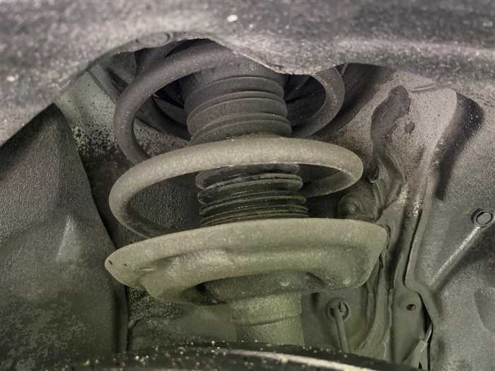 Toyota RAV4 2023 — миниатюра 9