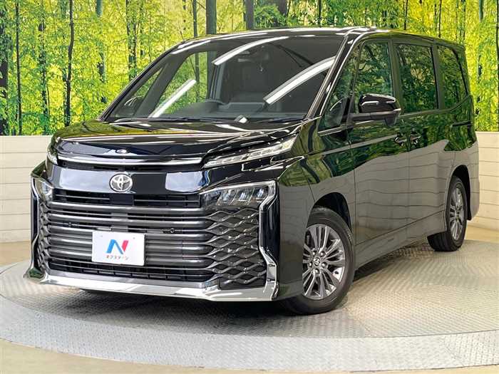 Toyota Voxy 2024 — миниатюра 2