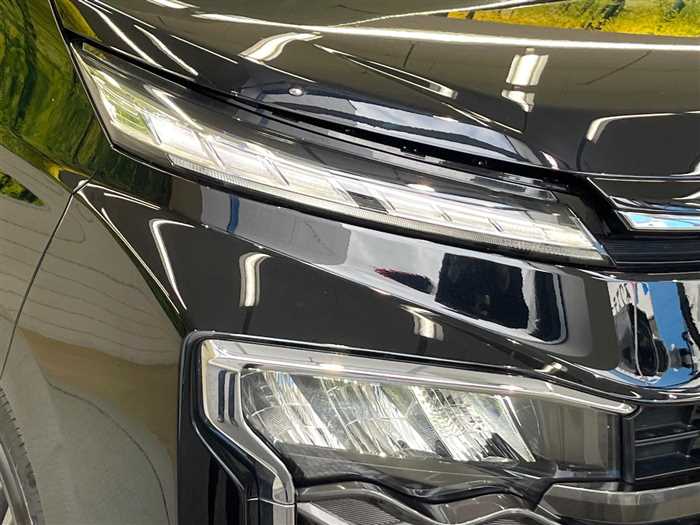 Toyota Voxy 2024 — миниатюра 8