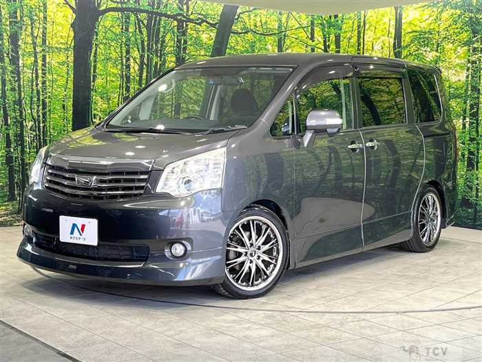 2011 Toyota Noah