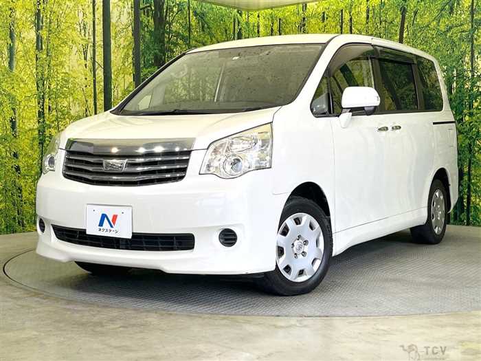 2013 Toyota Noah
