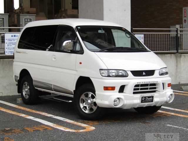 2004 Mitsubishi Delica Spacegear
