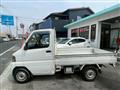 2001 Mitsubishi Minicab Truck