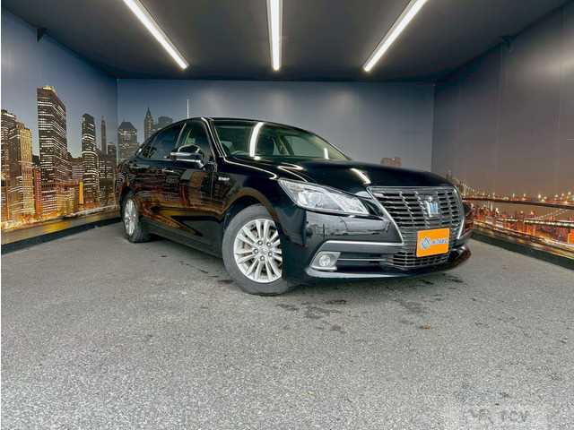 2013 Toyota Crown