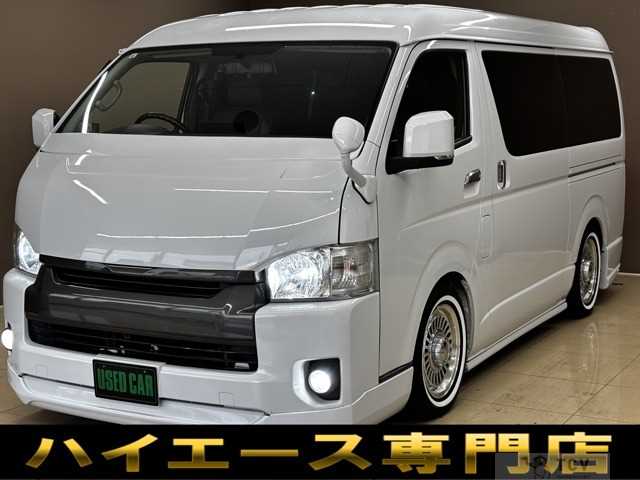 2007 Toyota Regiusace Van