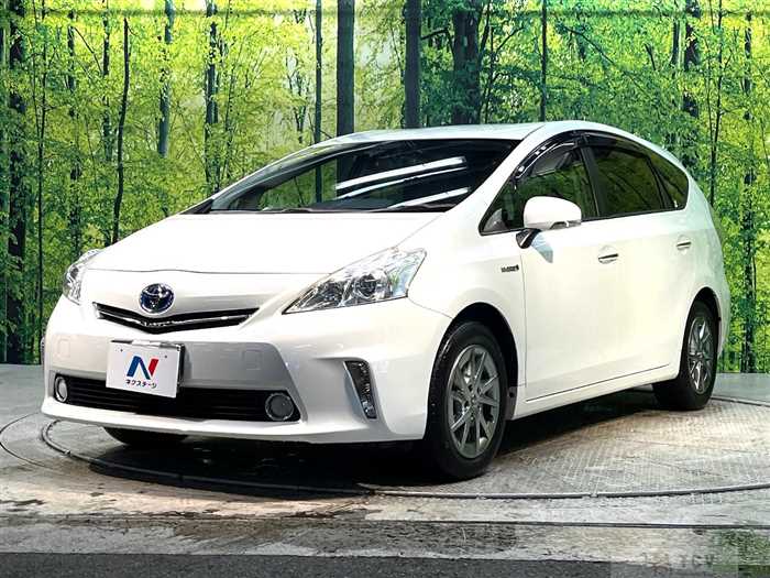 2014 Toyota PRIUS α