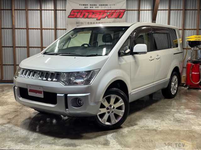 2013 Mitsubishi Delica D5