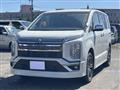 2019 Mitsubishi Delica D5