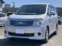 2013 Toyota Noah