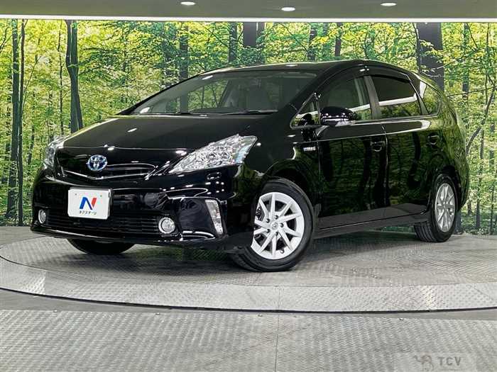 2013 Toyota PRIUS α