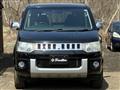 2012 Mitsubishi Delica D5