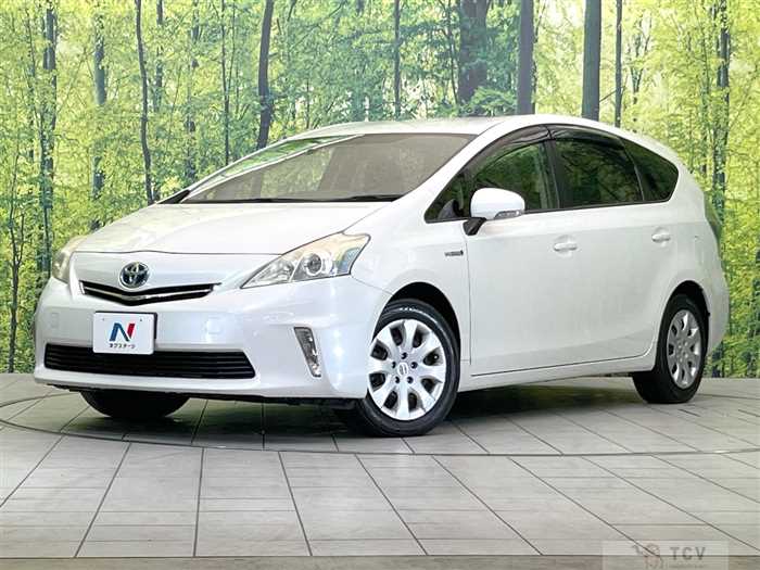 2013 Toyota PRIUS α
