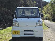 2000 Mitsubishi Minicab Truck