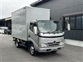 2009 Hino Dutro
