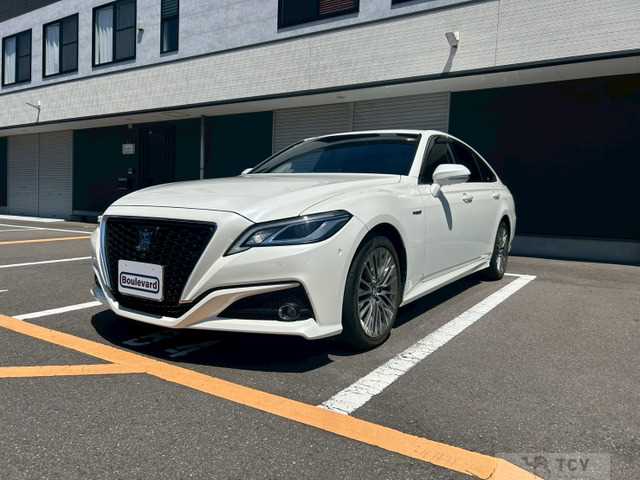 2018 Toyota Crown