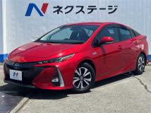 2020 Toyota Prius PHV