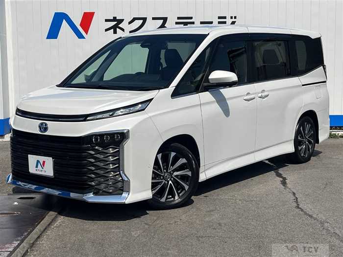 2022 Toyota Voxy