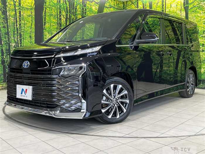 2022 Toyota Voxy