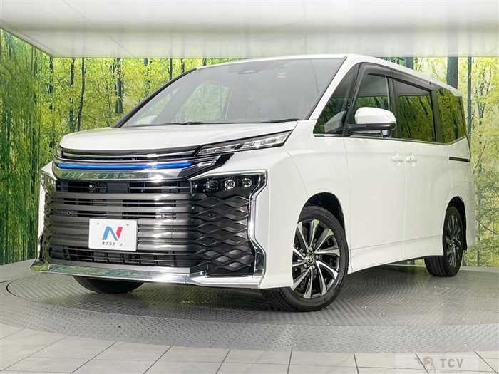 2023 Toyota Voxy