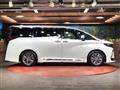 2023 Toyota Alphard Hybrid