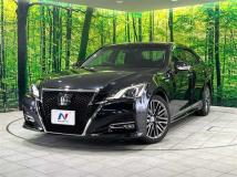 2016 Toyota Crown Hybrid