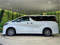 2019 Toyota Alphard Hybrid
