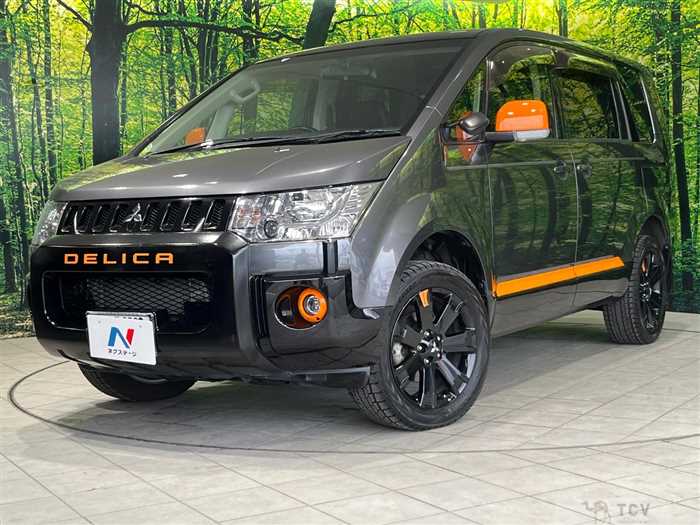 2017 Mitsubishi Delica D5
