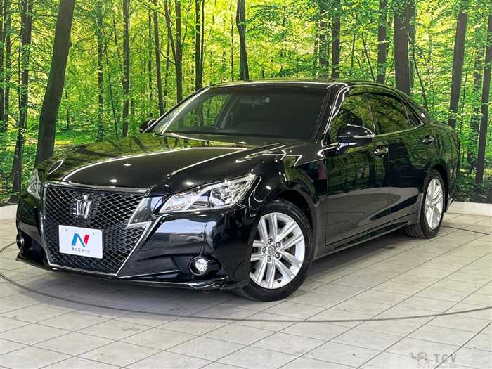 2013 Toyota Crown