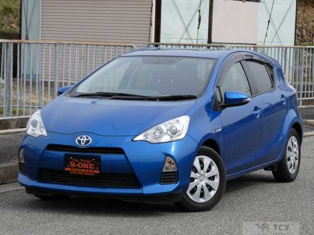 2013 Toyota AQUA