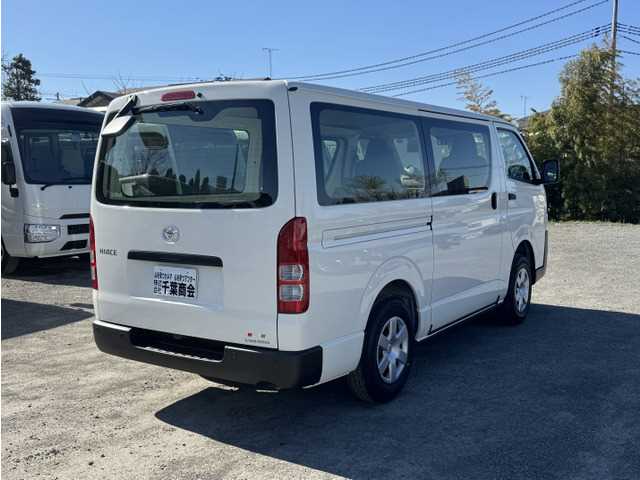 Toyota Hiace Van 2026 — фото 5 купить в Москве