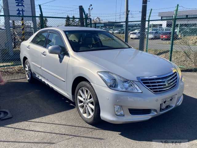 2009 Toyota Crown