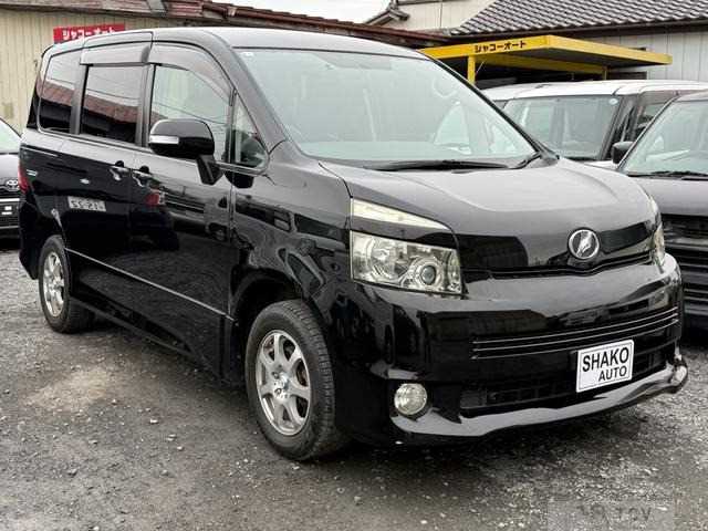 2009 Toyota Voxy