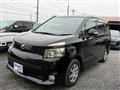 2009 Toyota Voxy